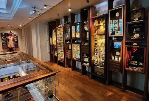 Ohran Pamuk: Il museo dell'innocenza 2 Interno del museo