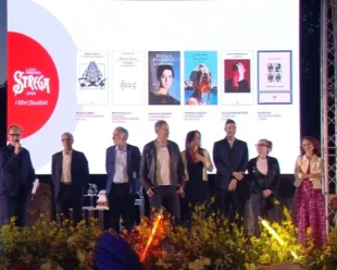 Sestina (anziché cinquina) al Premio Strega 2026